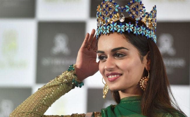 इस अभिनेता संग फिल्म करना चाहती हैं ''मिस वर्ल्ड'' मानुषी छिल्लर, जानें डेब्यू को लेकर क्या कहा?