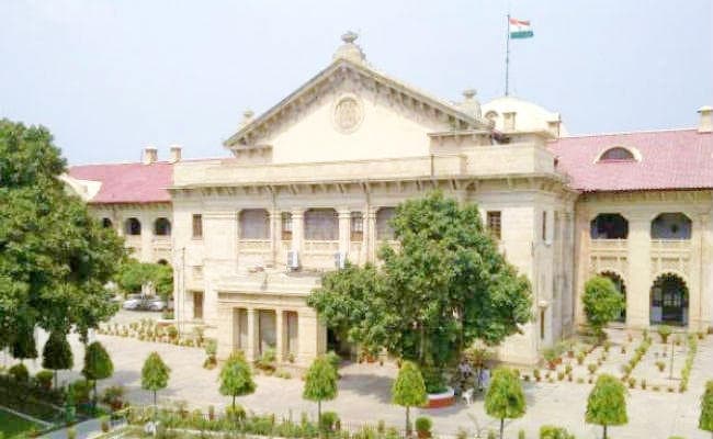 अवैध उत्खनन मामले में हाईकोर्ट ने दिया दो जिलाधिकारियों को निलंबित करने का आदेश