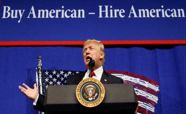 H-1B Visa धारकों के जीवनसाथी को काम करने से रोक सकता है अमेरिका
