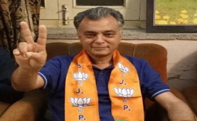 भाजपा का दामन थामते ही जीत गये सुखराम के बेटे आैर सलमान के रिश्तेदार अनिल शर्मा
