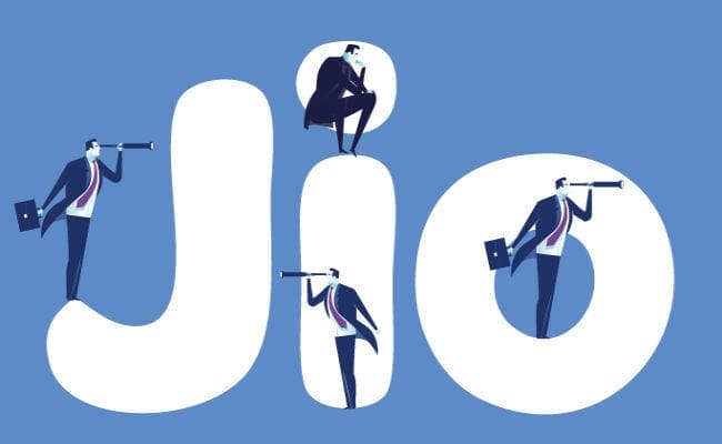 Jio के 399 रुपये के रिचार्ज पर मिलेगा 3300 रुपये का Cashback, जानें...