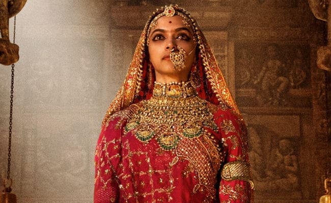 ”पद्मावती” रिलीज होगी या नहीं? फैसला करेगी 6 सदस्यीय कमेटी