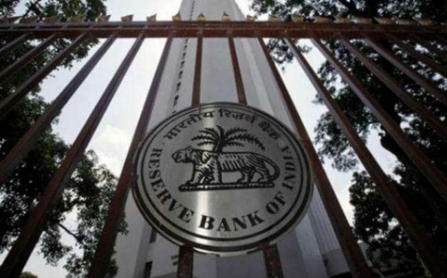 प्रवासी भारतीय 30 जून तक और अन्य 31 मार्च तक बदल सकेंगे पुराने नोट : RBI प्रवासी भारतीय 30 जून तक और अन्य 31 मार्च तक बदल सकेंगे पुराने नोट : RBI