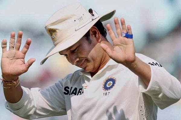 पढें, धौनी के कप्तानी छोड़ने पर क्रिकेट के भगवान सचिन तेंदुलकर ने क्या कहा