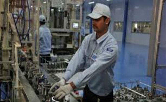 नोटबंदी का असर नहीं, औद्योगिक उत्पादन में 5.7 % की वृद्धि