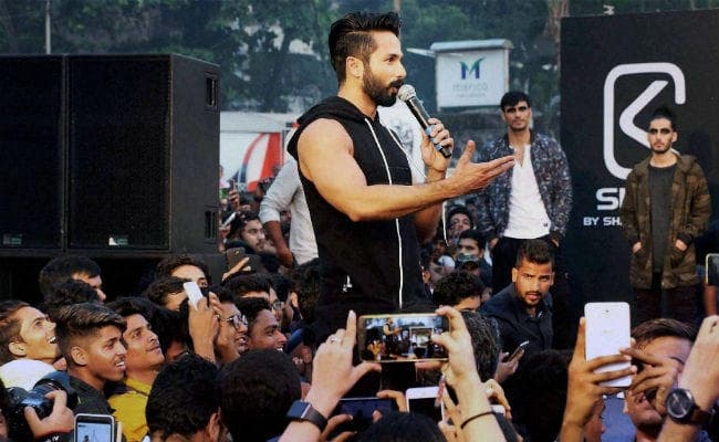 कंगना के साथ अनबन की खबरों पर आखिरकार शाहिद ने तोड़ी चुप्पी