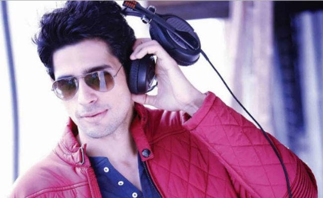 जन्मदिन पर ये है सिद्धार्थ मल्होत्रा की प्लानिंग, हो गया खुलासा...