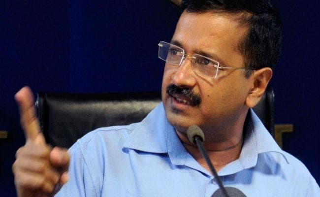 चुनाव आयोग ने केजरीवाल को भेजा नोटिस, 19 तक उपस्थित होने का आदेश