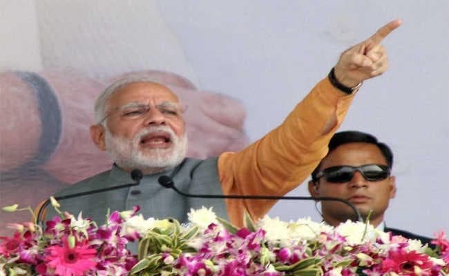 भाजपा की तेज आंधी से बचने के लिए अखिलेश ने राहुल का हाथ पकड़ा, लेकिन बचेंगे नहीं : मोदी