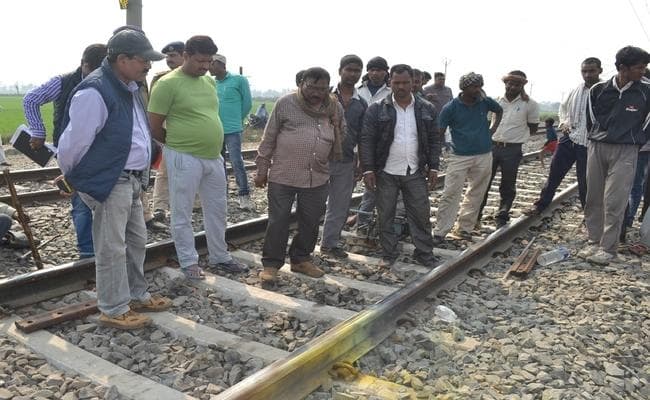 बक्सर रेल पटरी विस्फोट मामले की जांच शुरू, FSL रिपोर्ट का इंतजार