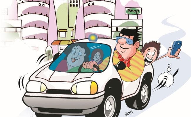 बिहार में सरकारी गाड़ी पर परिवारवालों की सैर