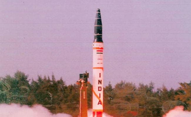 इसरो ने रचा इतिहास: 104 उपग्रह एकसाथ लॉन्च, पीएम मोदी ने दी बधाई