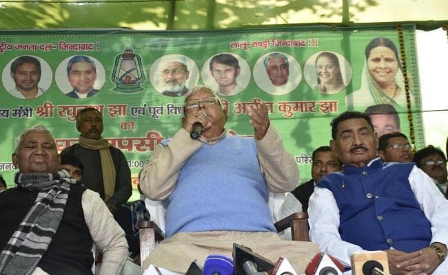 लालू का पीएम माेदी पर हमला, कहा- रिश्ता जोड़ने से कोई चुनाव जीत जाएगा