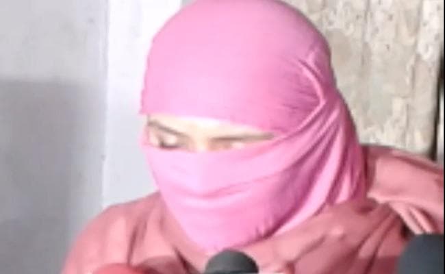 कांग्रेस नेता पर यौन शोषण का आरोप, भाजपा ने नीतीश सरकार को घेरा, पीड़िता ने कहा- इंसाफ नहीं मिला तो दे दूंगी जान