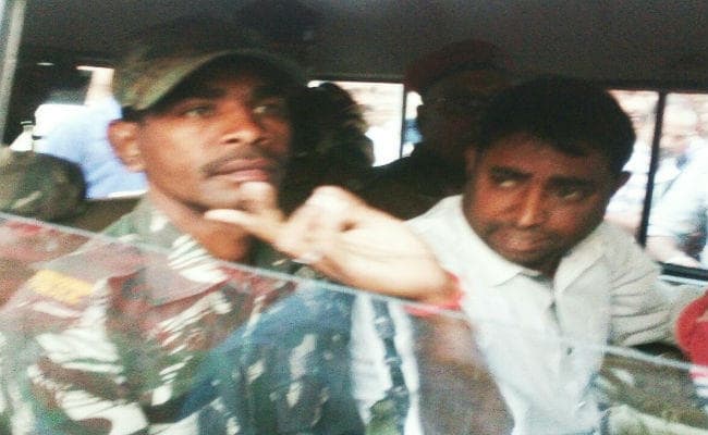 अवैध शराब का गोरखधंधा : आजसू नेता संजय यादव गिरफ्तार