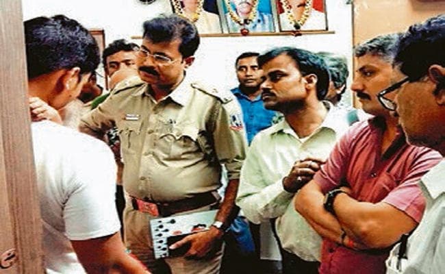 बाली में चाकू घोंपकर महिला की हत्या