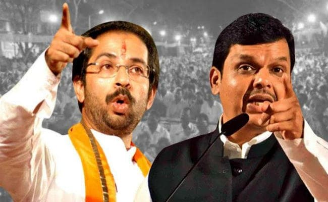 मुंबई में उलझे राजनीतिक समीकरण