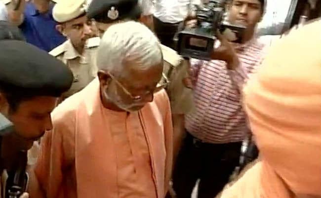 अजमेर दरगाह धमाका मामला : विशेष अदालत का फैसला असीमानंद निर्दोष, 3 दोषी