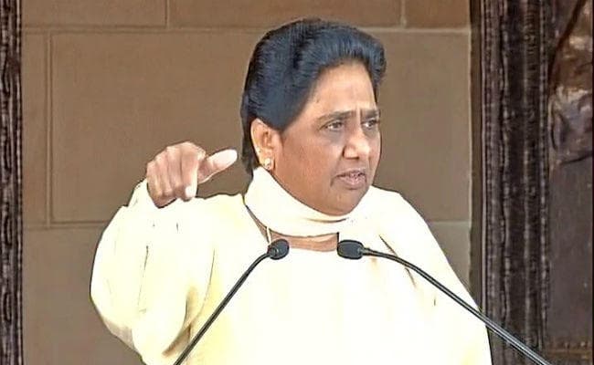 यूपी चुनाव परिणाम: नहीं चला मायावती का सामाजिक समीकरण