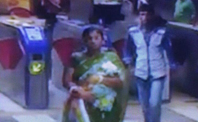 कलकत्ता मेडिकल कॉलेज में दिनदहाड़े नवजात की हुई चोरी, परिजनों ने किया हंगामा