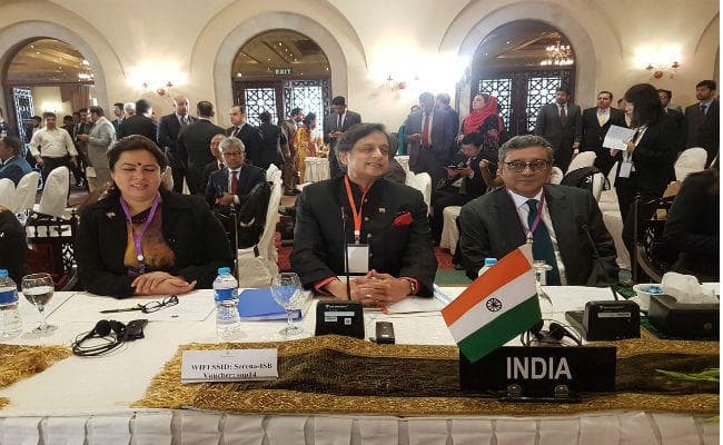 पाकिस्तान में आयोजित सम्मेलन में शामिल हुए तीन भारतीय सांसद