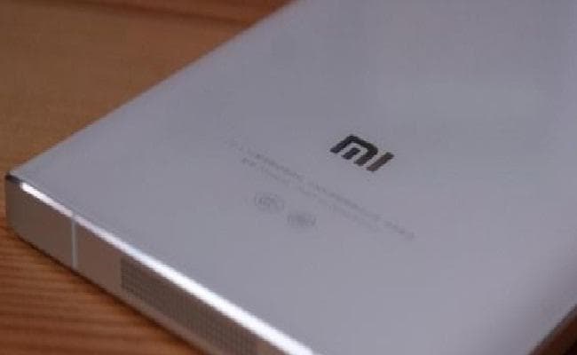13 MP कैमरा व 2 जीबी रैम के साथ लांच हुआ Xiomi का यह फोन, कीमत मात्र 5,999 रुपये