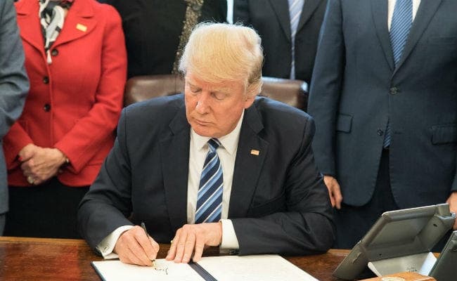 व्हाइट हाउस ने कहा- ट्रंप-रूस सांठ गांठ के कोई सबूत नहीं हैं मौजूद