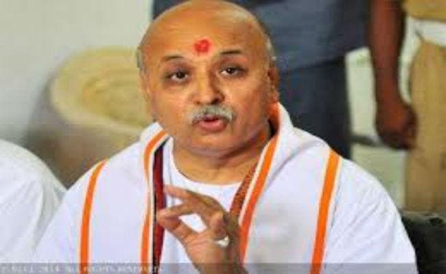 कानून बनाकर अयोध्या में बनाया जाये भव्य राम मंदिर : विहिप कानून बनाकर अयोध्या में बनाया जाये भव्य राम मंदिर : विहिप