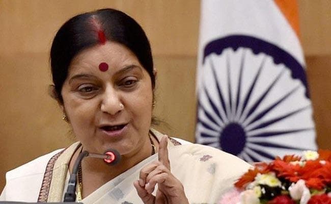 नोएडा हमला : नाइजीरियन छात्रों पर अटैक से भड़कीं सुषमा स्वराज, योगी से मांगी रिपोर्ट