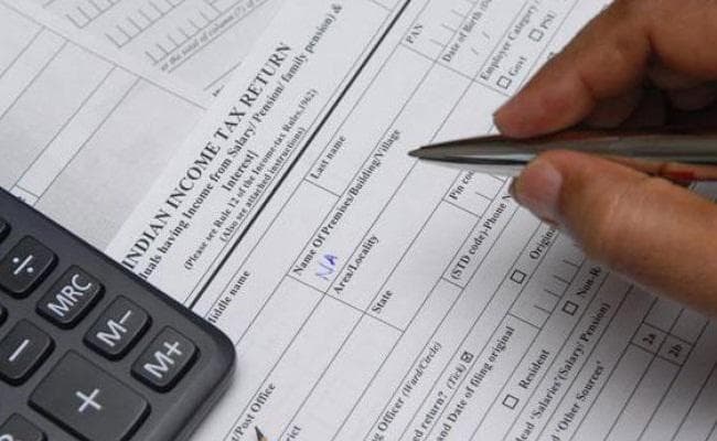 आयकर फार्म में नया कॉलम, नोटबंदी के दौरान बैंक में जमा पैसों की देनी होगी जानकारी