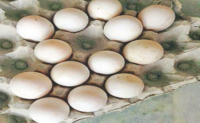 प्लास्टिक अंडा बेचनेवाला गिरफ्तार