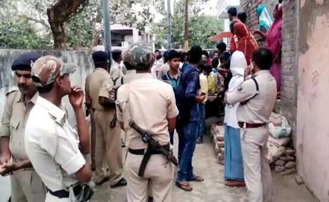 मुजफ्फरपुर ठेकेदार हत्याकांड : बूढ़े मां-बाप व परिवार पर टूटा मुसीबतों का पहाड़