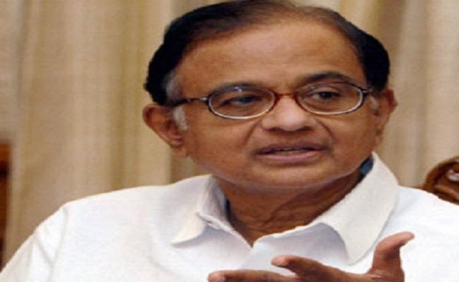 तरुण विजय के नस्ली बयान पर चिदंबरम ने कसा तंज, कहा - केवल भाजपा और संघ के लोग ही भारतीय हैं?