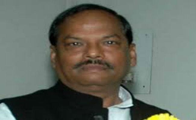 जमशेदपुर : कोर्ट पहुंचे सीएम रघुवर दास, दो मामले में हुए पेश