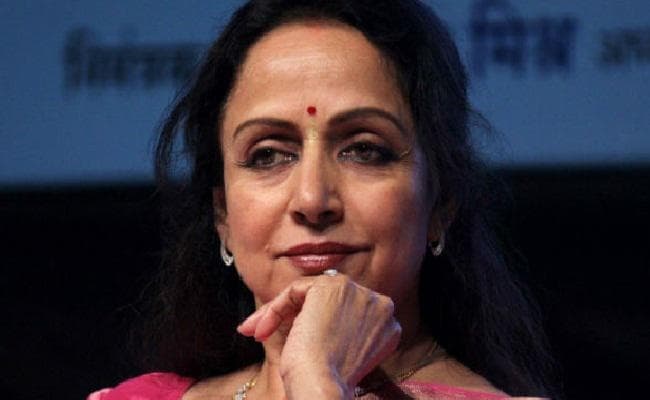 हेमा मालिनी रोज शराब पीती हैं, आत्महत्या नहीं करतीं : काडू