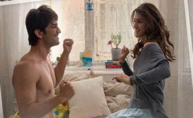 क्या आपने देखा कृति सेनन और सुशांत सिंह राजपूत का रोमांस...