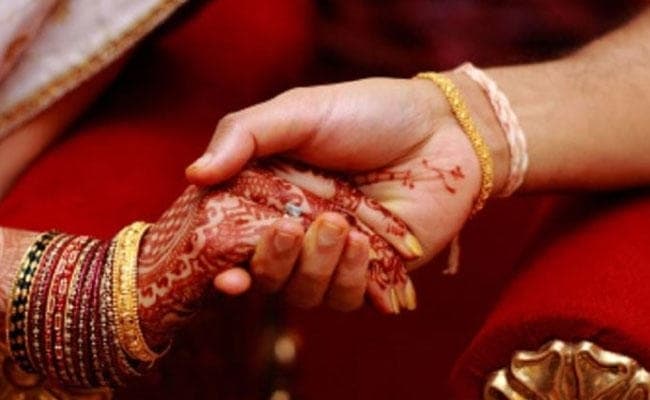 लड़का पक्ष ने तोड़ी शादी तो लड़की ने दे दी जान
