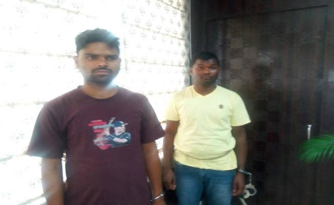 झारखंड : खूंटी में पीएलएफआइ के दो उग्रवादी गिरफ्तार