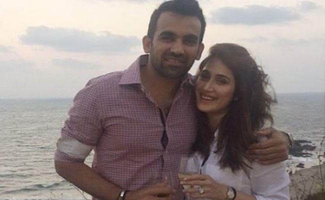 जहीर खान ने की ''चक दे इंडिया'' फेम सागरिका घाटगे संग सगाई, 10 PHOTOS