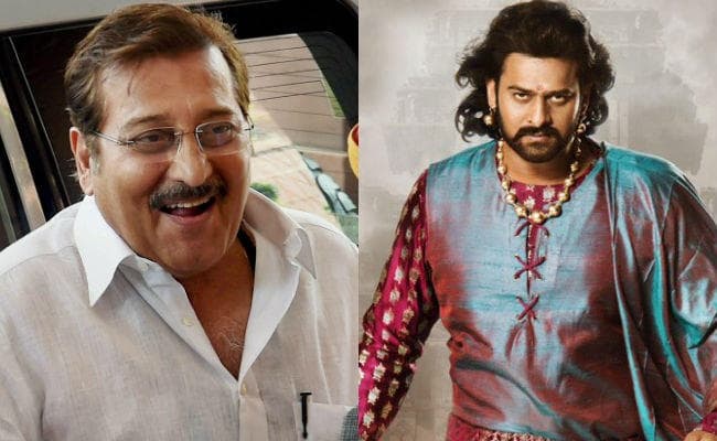 विनोद खन्ना के निधन के चलते ''बाहुबली 2'' का भव्य प्रीमियर रद्द, करण ने किया ट्वीट