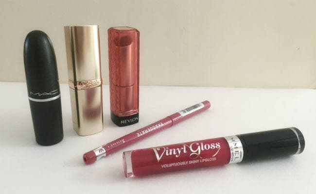 लिपिस्टिक-काजल के लिए भी लगेगा आधार !