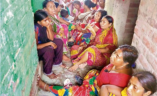 बंधक बना कर बच्चे के साथ मारपीट, मौत