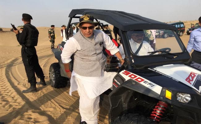 पाकिस्तान को अमेरिका ने दो टूक कहा : सैनिकों पर हमले हुए, तो चुप नहीं बैठेगा भारत, राजनाथ ने भी दी सख्त चेतावनी