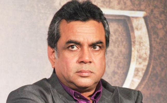 पत्थरबाजों को नहीं, अरुंधति रॉय को जीप के आगे बांधो: परेश रावल