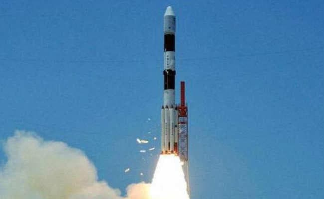 200 हाथियों के बराबर भार वाला स्वदेशी रॉकेट विकसित कर रहा है इसरो