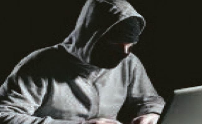 सप्लायरों से मंगवा लिये 45 लाख रुपये