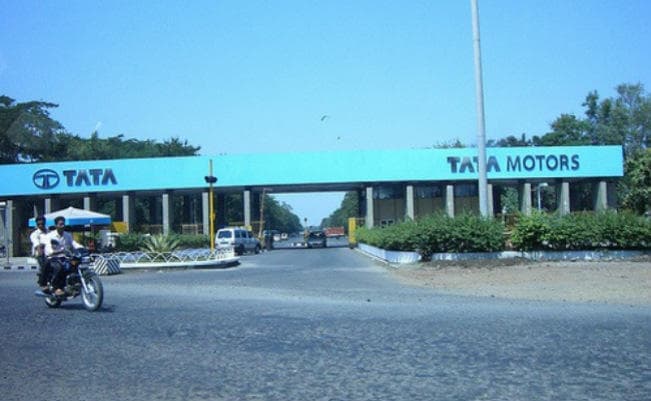सतीश बोरवणकर टाटा मोटर्स के मुख्य परिचालन अधिकारी, वाणिज्यिक वाहन प्रमुख पिशारोडी का इस्तीफा