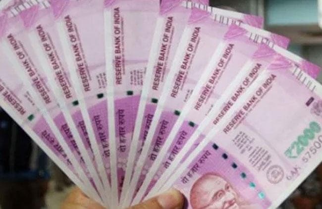 भारत-बांग्लादेश सीमा: स्थानीय बदमाशों के आतंक से कारोबारी परेशान, चंदा के नाम पर हो रही है अवैध वसूली
