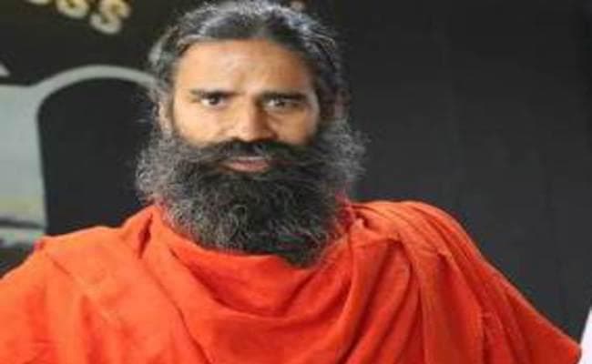 सिर कलम करने वाले विवादित बयान पर बाबा रामदेव के खिलाफ जारी हुआ गैर-जमानती वारंट