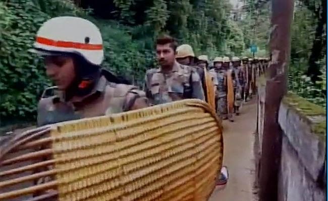 दार्जीलिंग में गोरखा जनमुक्ति मोर्चा का का बंद आठवें दिन भी जारी, ऐंबुलेंस सेवाएं भी प्रभावित